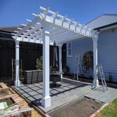 白色木凉亭  White wooden gazebo