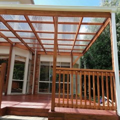 实木凉棚、户外围栏、长凳、实木地板  Solid wood pergola, outdoor fence, bench, solid wood flooring