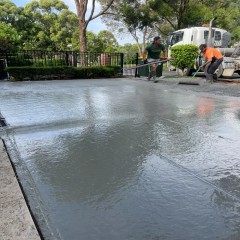 水泥车道铺设  Concrete driveway paving