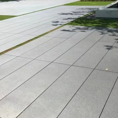 室外地砖铺设  Outdoor floor tile laying