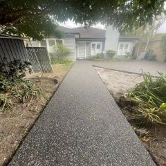 车库水洗石地面 Garage washed stone floor