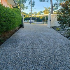 墨尔本车道水泥 庭院水洗石地面铺设效果  Melbourne driveway cement patio washed stone flooring effect